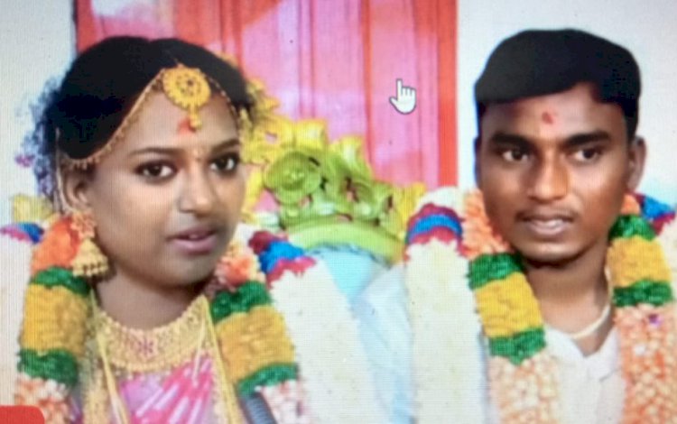 സോഷ്യലിസവും മമത ബാനര്ജിയും വിവാഹിതരായി