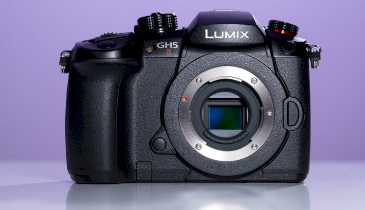 Panasonic launches mirrorless camera in India