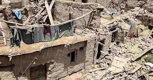 Afghanistan earthquake survivors dig by hand as aid is delayed