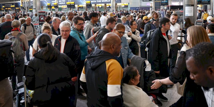 Heathrow Airport extends passenger cap until October due to staff shortage